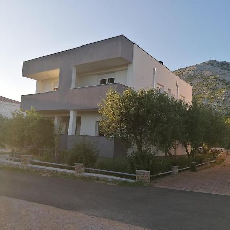 Apartments Lota Стариград-Пакленица Екстериор снимка