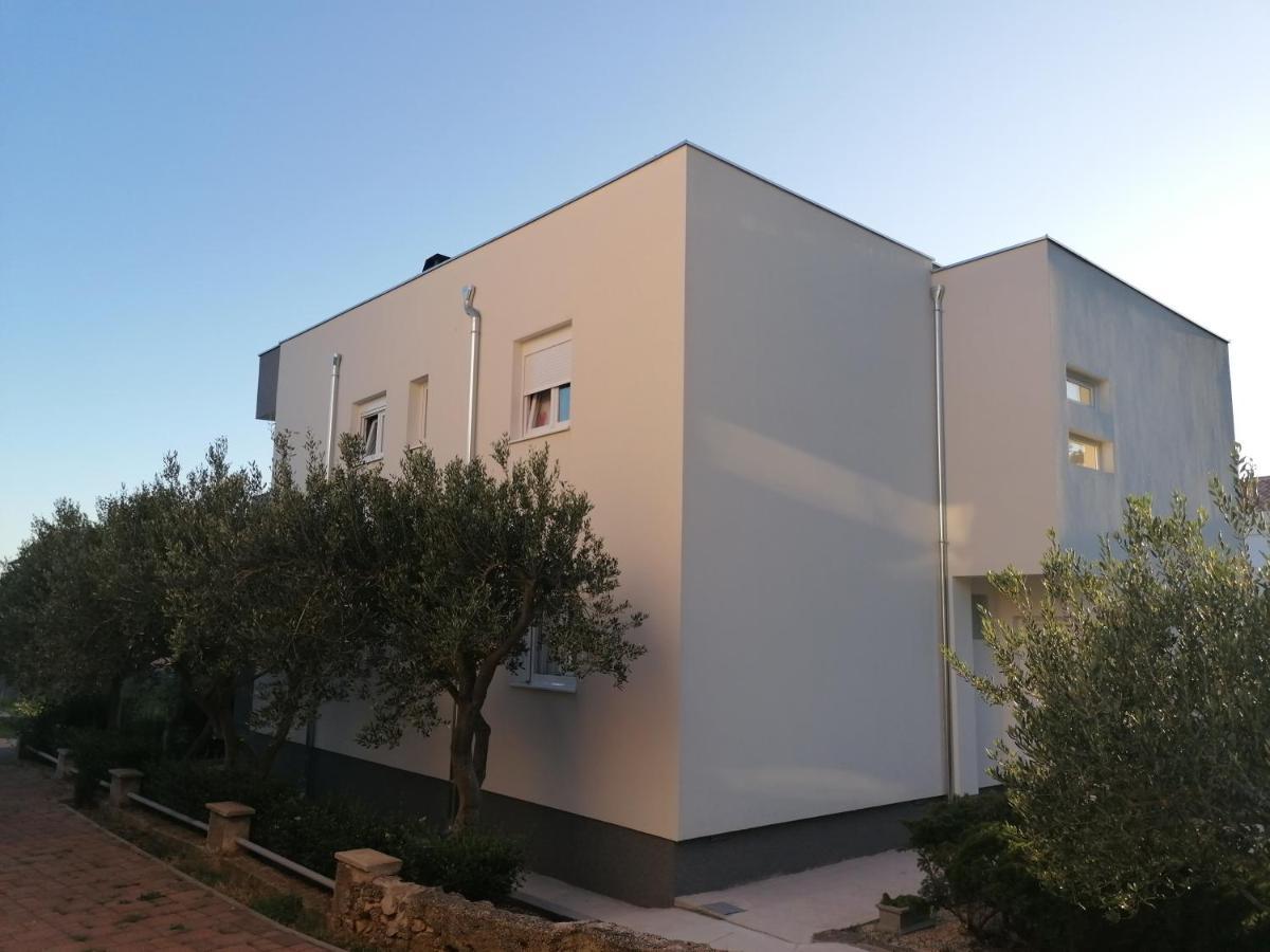 Apartments Lota Стариград-Пакленица Екстериор снимка