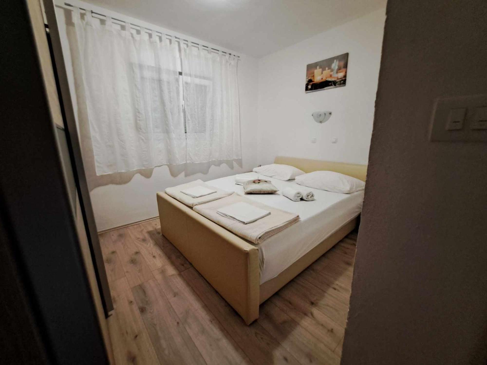 Apartments Lota Стариград-Пакленица Екстериор снимка